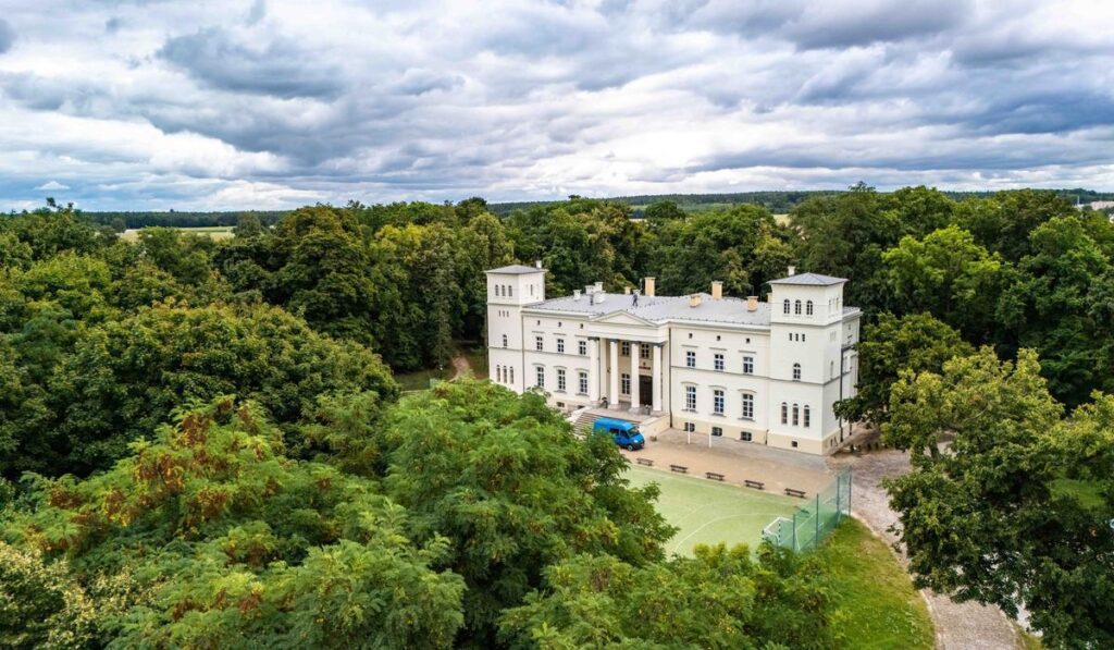 fbe5093c383685a2c635f66e6581a2d1_XL